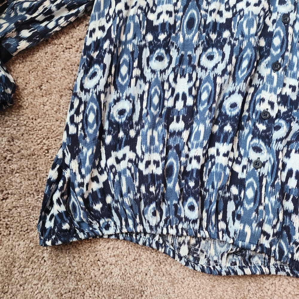 Plus Size Top - Picture 11 of 16